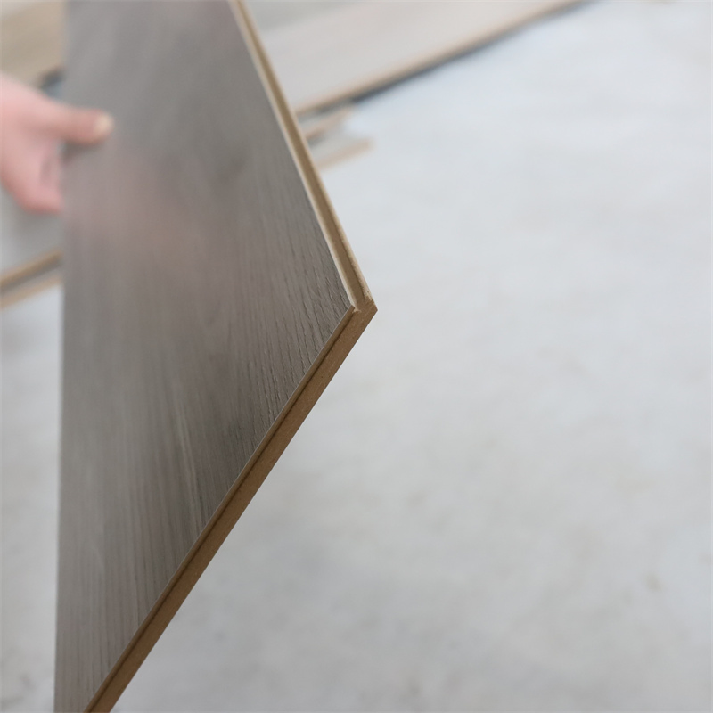 Водостойкий ламинат 8-12 мм AC3/AC4, Германия