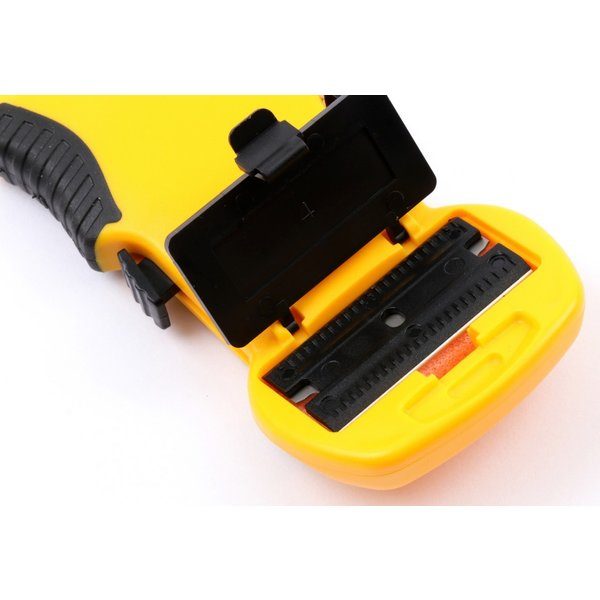 Yellow Scraper Plastic Razor Scraper with Plastic Blades or Metal Blades