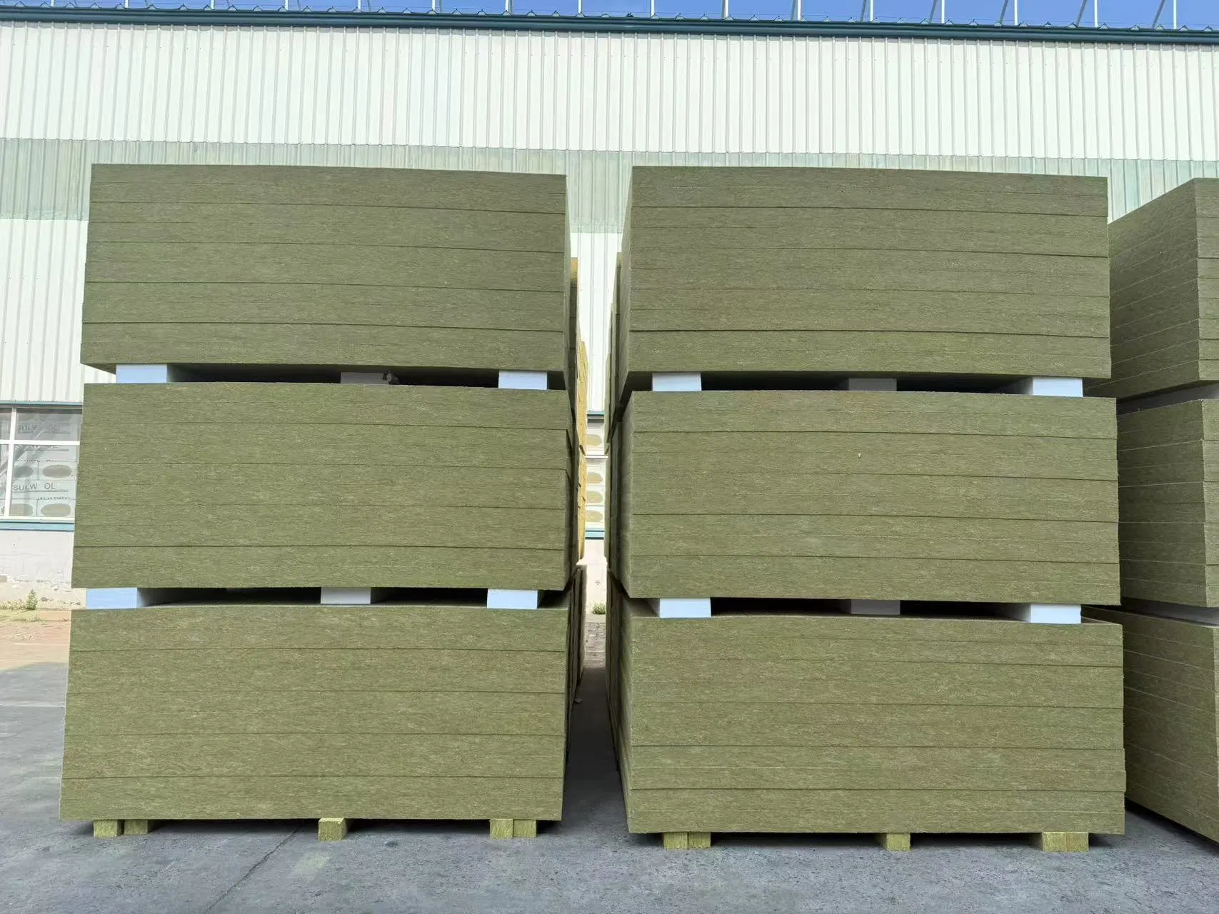 Insulation Rock Wool for The Exterior Walls of High-End Buildings