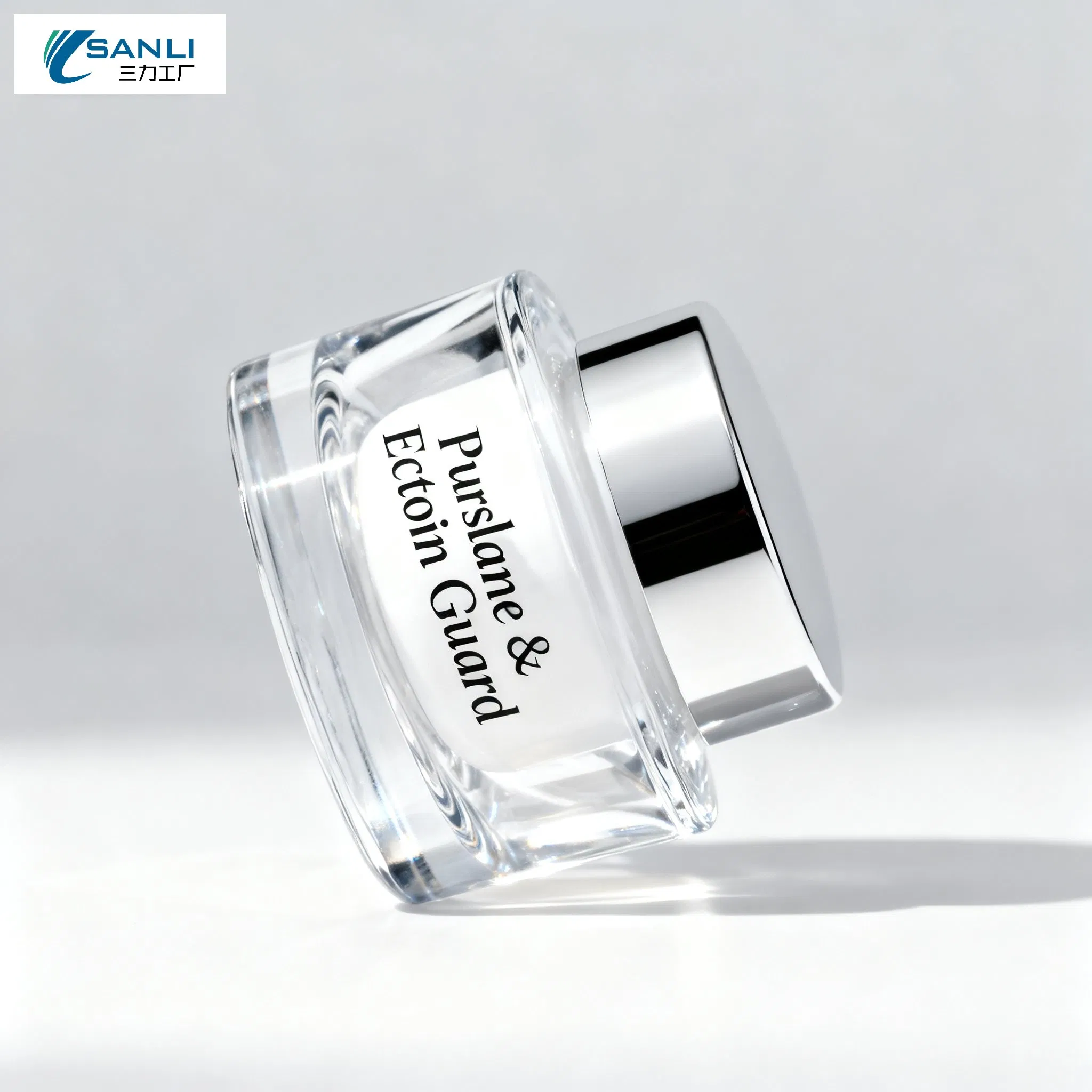 Daily Brightening and Hydrating Face Cream with Tetrahydro Methyl Pyrimidine Carboxylic Acid for Pollution Resistance and Glow Enhancement