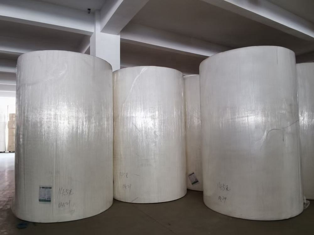 Tissue Paper Mother Jumbo Roll Suppliers Wholesale White Toilet Paper Raw Material