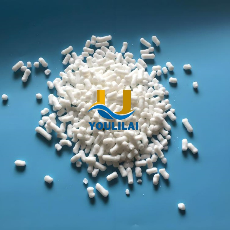China Daily Chemicals Toilet Soap Noodles Granules Cosmetic Raw Materials with Good Price Soap Noodles 8020