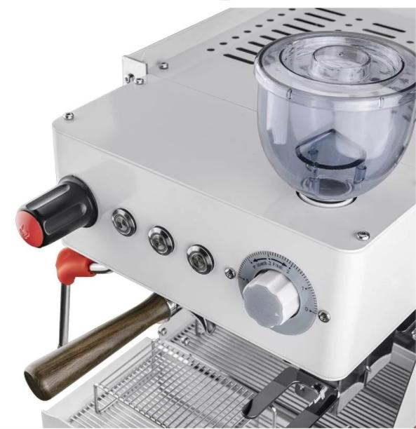 Hc Semi-Automatic Commercial Coffee Maker From China with Compact Design