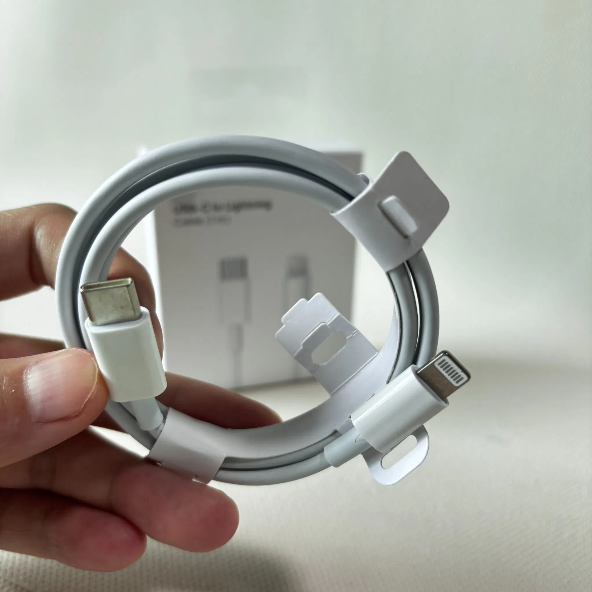 Кабель USB-C — Lightning 1м, быстрая зарядка