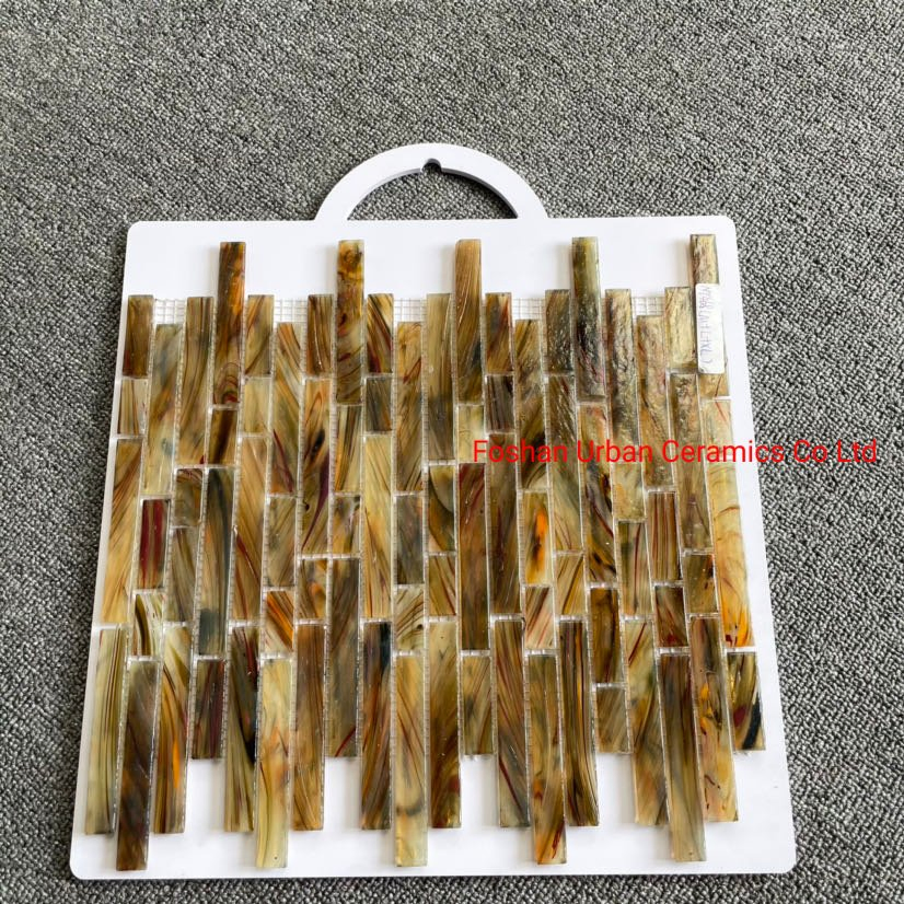 Стеклянная мозаика для стен на кухню