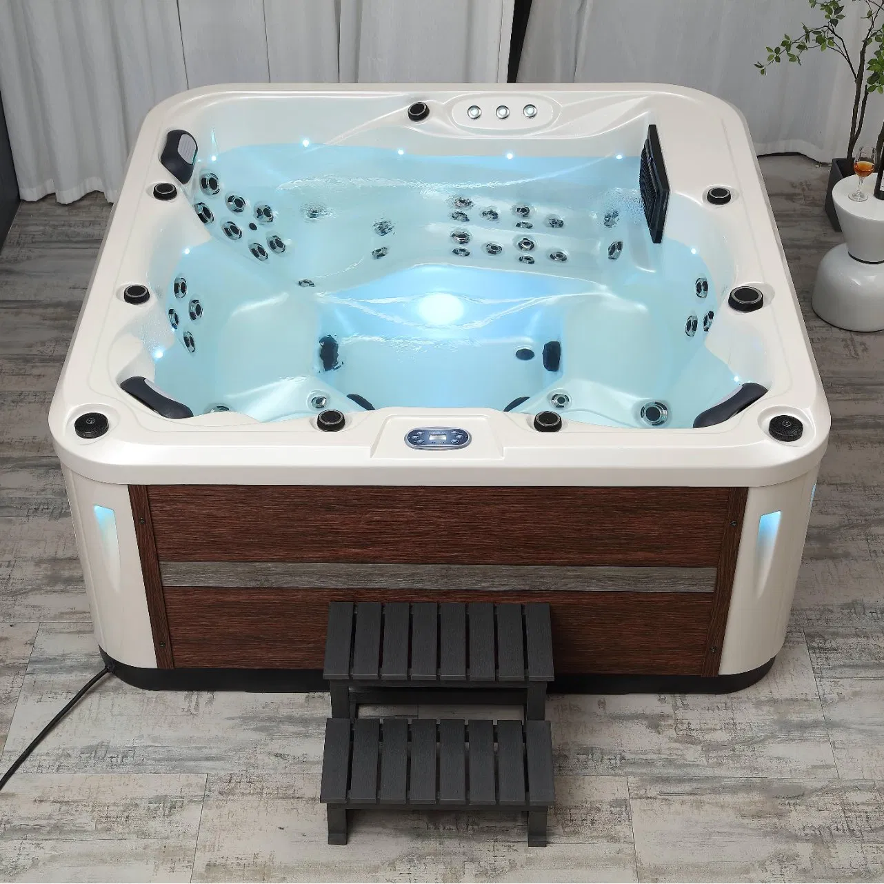 Акриловая гидромассажная ванна SPA для улицы