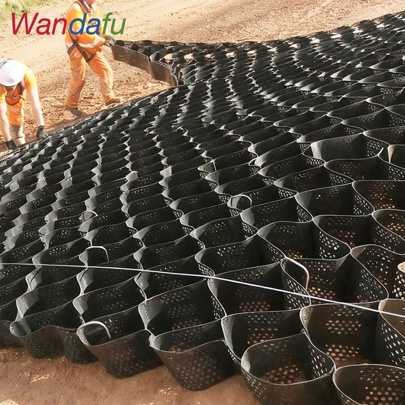 High-Strength 3D Structure Customized 75mm 100mm 150mm 200mm 250mm HDPE Geocell for Slope Protection