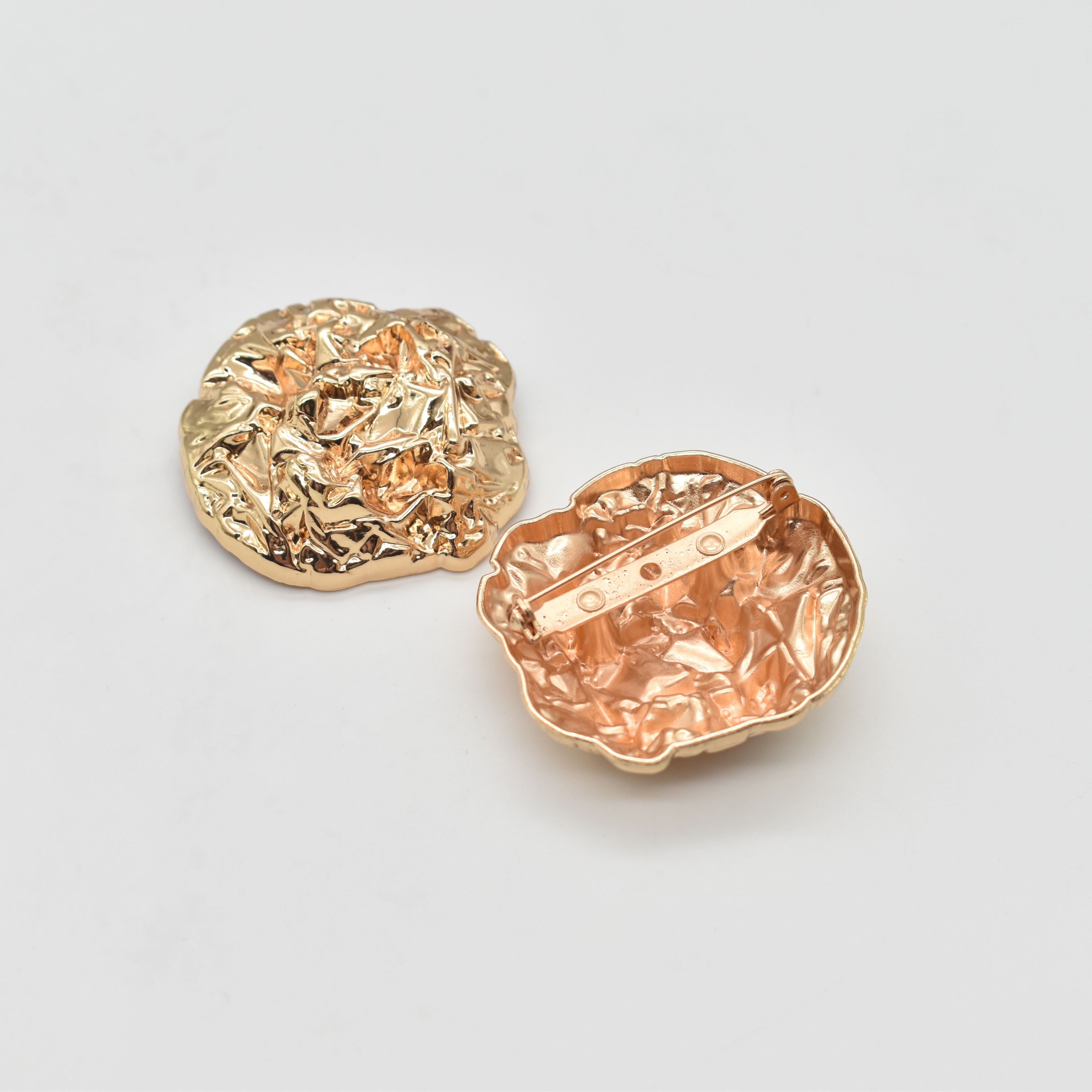 Брошь металлическая декоративная