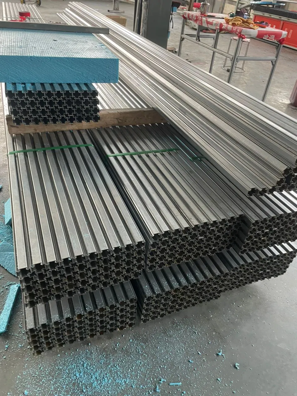 Quick Installation of Metal Keel (for warehouse construction)