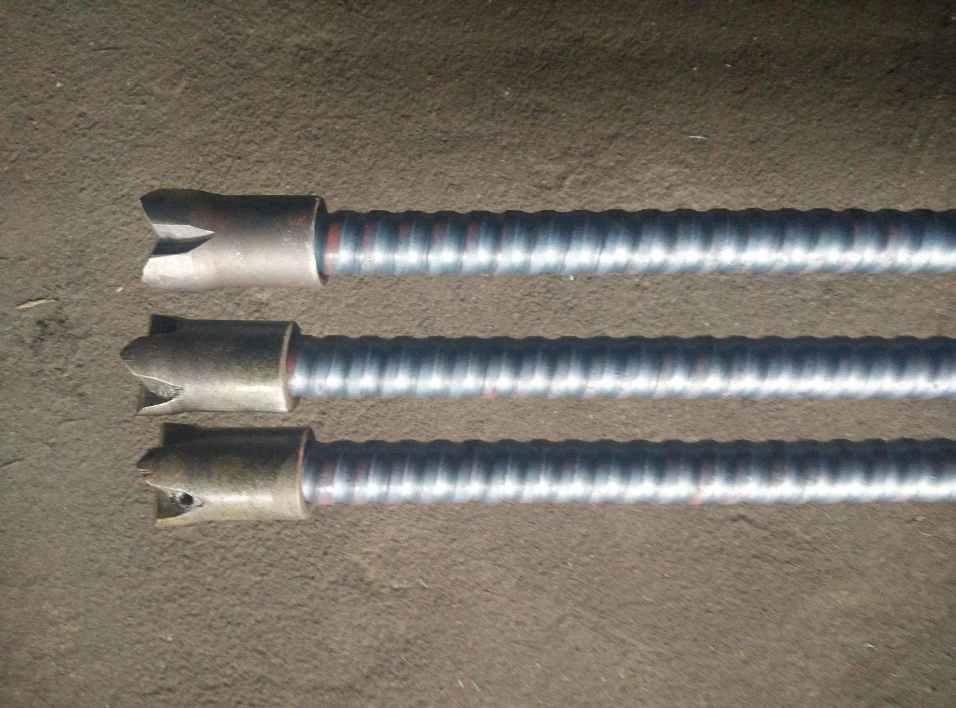 Hollow Grouting Screw Anchor Injection Integrated Self - Drilling Anchor Bolts of Various Specifications