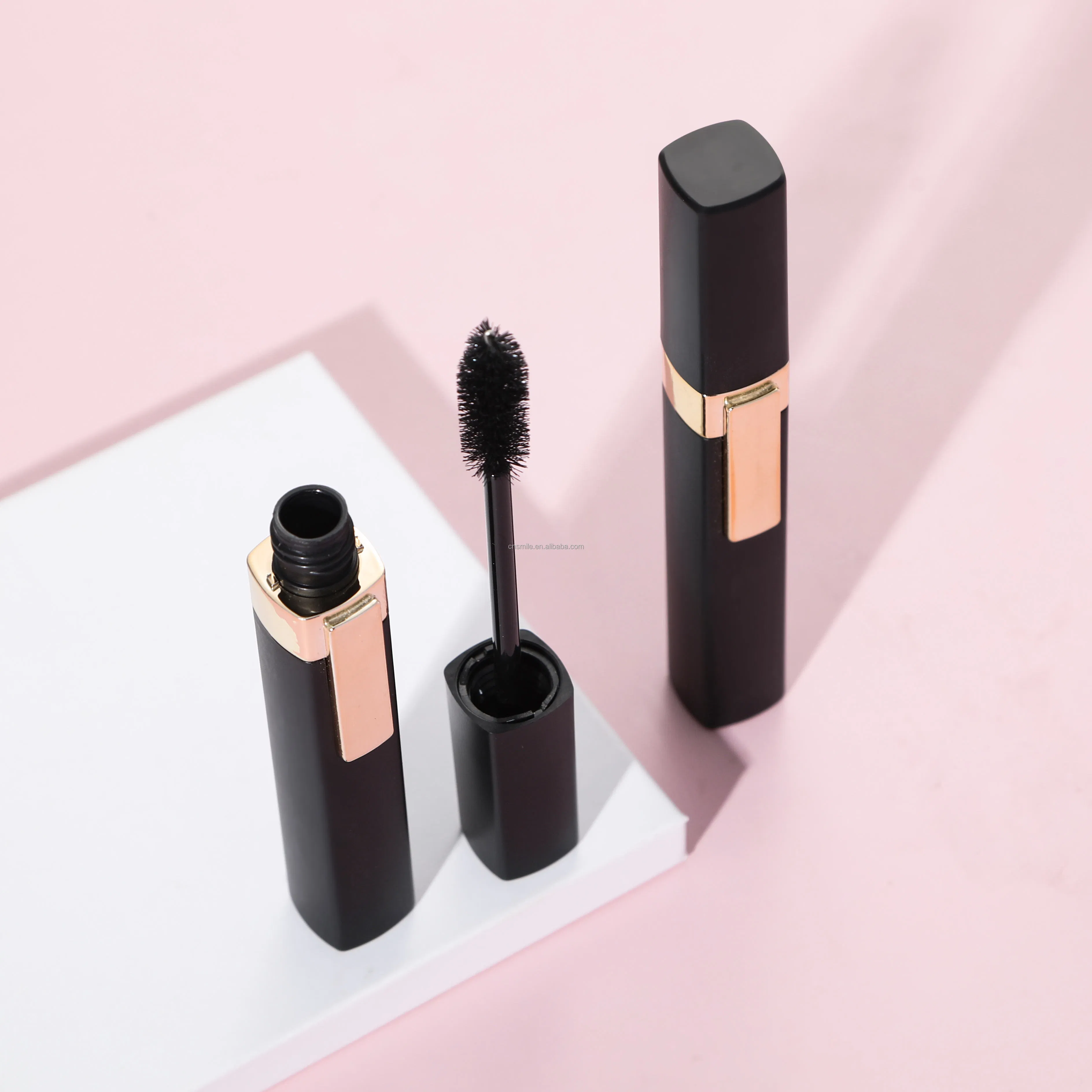 Wholesale Private Label Liquid Mascara Lash Extensions 3D Fiber Custom Waterproof Volumize Thrive Mascara