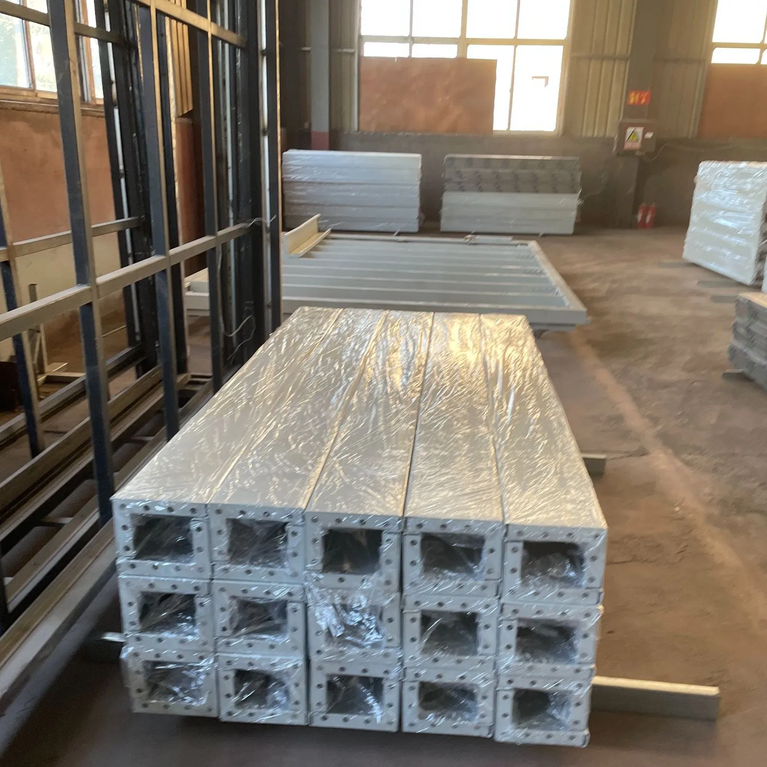 Bulk Custom Modular Prefab Container House with 20-30 Days Fast Production