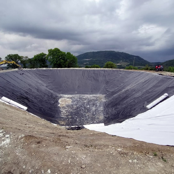 Construction Material 0.2-3mm Waterproof Impermeable Sheet Film Smooth Textured LLDPE HDPE Geomembrane for Pond Liner Landfill Mining Water Reservoir Liner