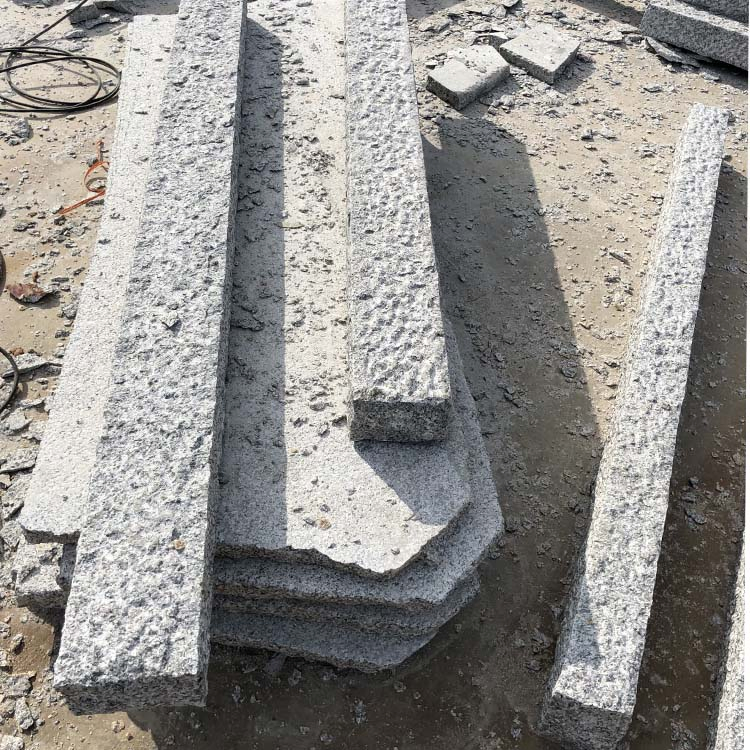 Natural Split/Pineapple Finish/Flamed Finish Granite Stone Palisade for Backyard Fence