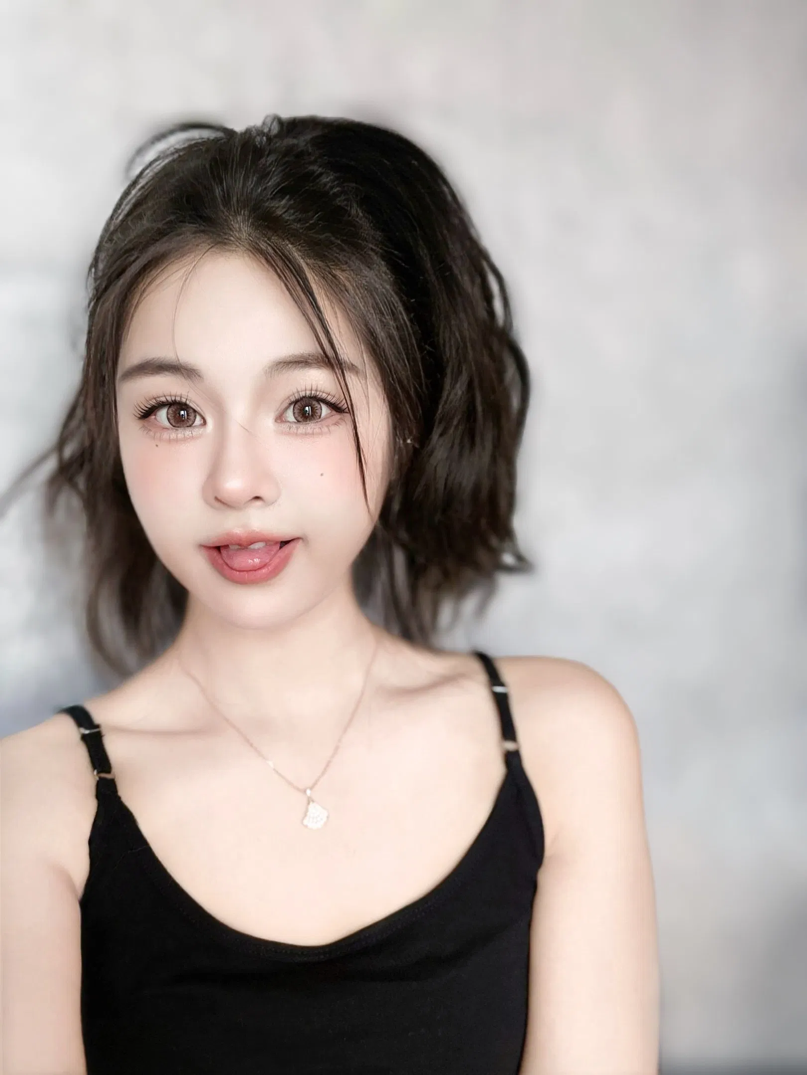 Fashion Natural Color Highlight Position Contact Lenses for Beauty Use