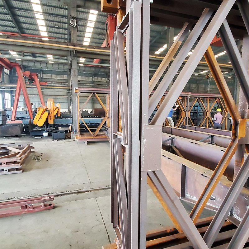 Sturdy Iron Truss Bridge for Streamlined Transportation Solutions
