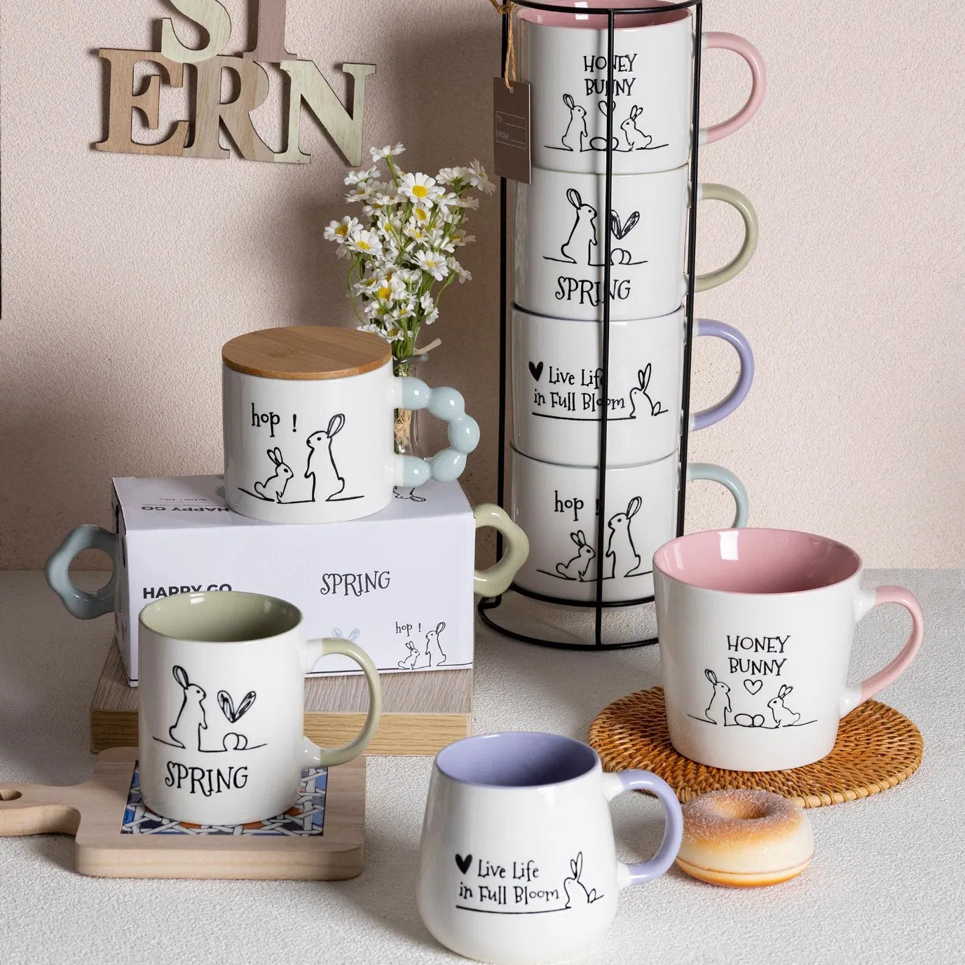 New Arrivals Rabbit Custom Ceramic Mug Vibrant Easter Coffee Mug with Colorful Handle for Spring