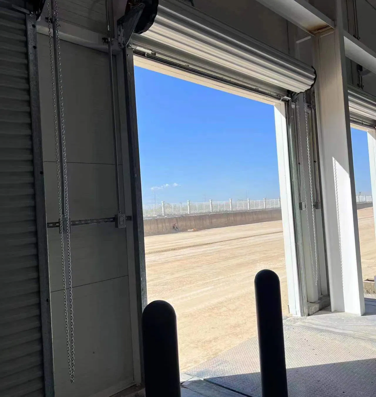 White Color Safety Design Aluminum Roller Shutter Door