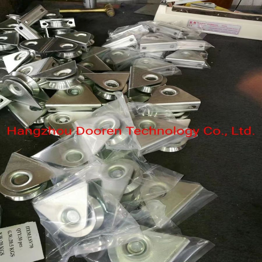 Cantilever Gate Wheel with Bearing and 4 Wheels