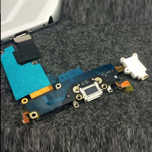 Шлейф разъёма зарядки для iPhone 6 Plus