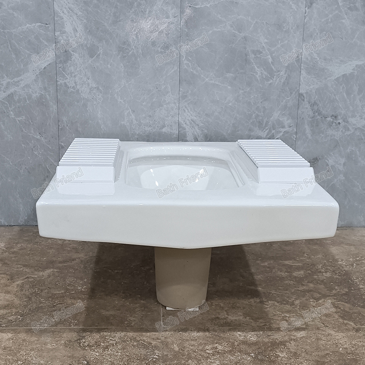 Brand New Automatic Flushing Wc Squatting Pan Wc Bathroom Ceramic Tankless Squat Toilet