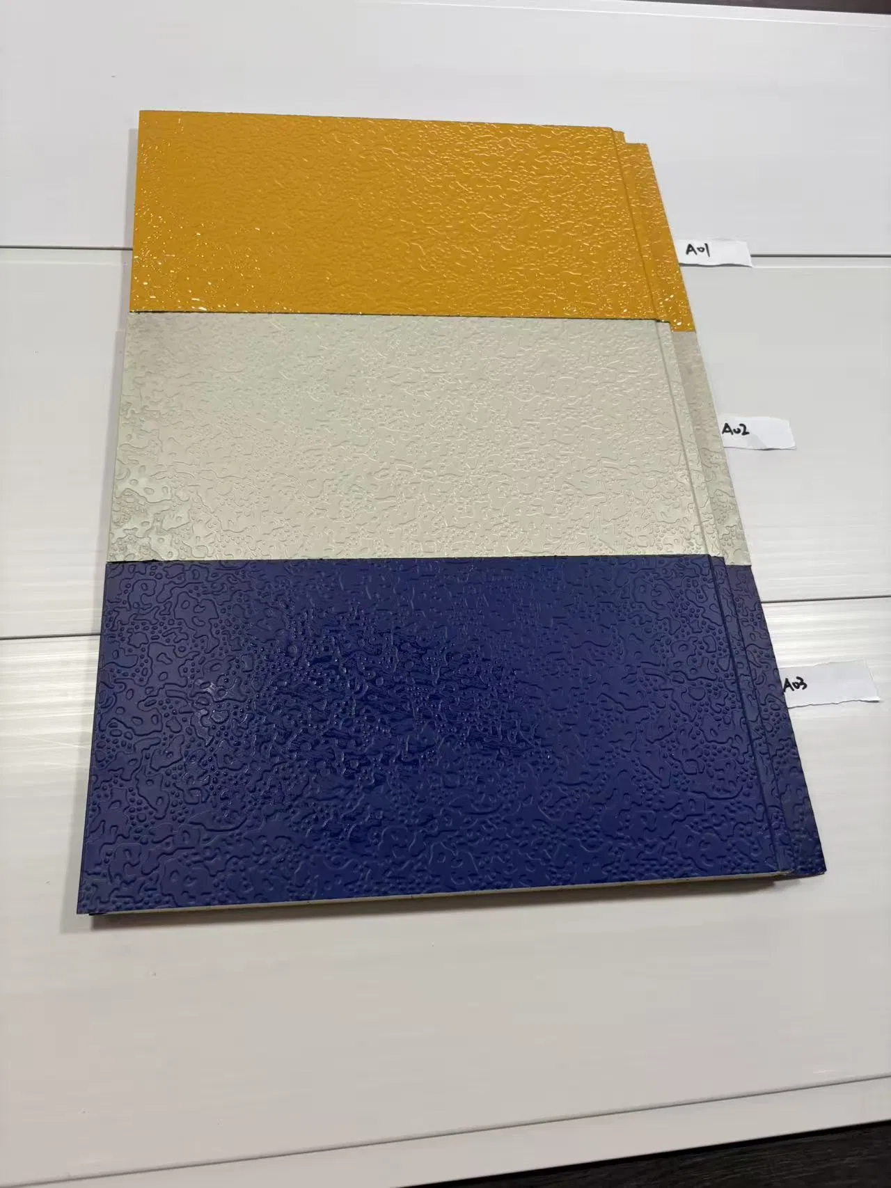 Металлическая перфорированная панель для фасада M-997