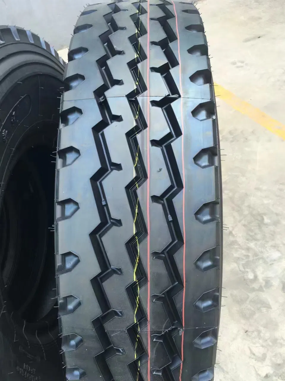 Dovroad Joyroad Kapsen City Truck 215/75 R17.5