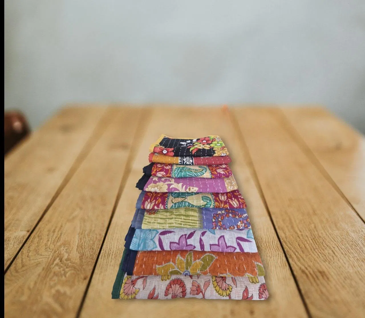 Highly Absorbent Kitchen Towels for Fast Drying and Cleaning