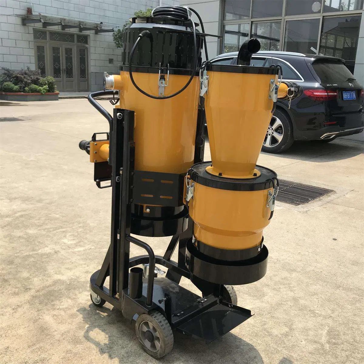 V2-X High Productivity Industrial Mop and Vacuum Cleaner