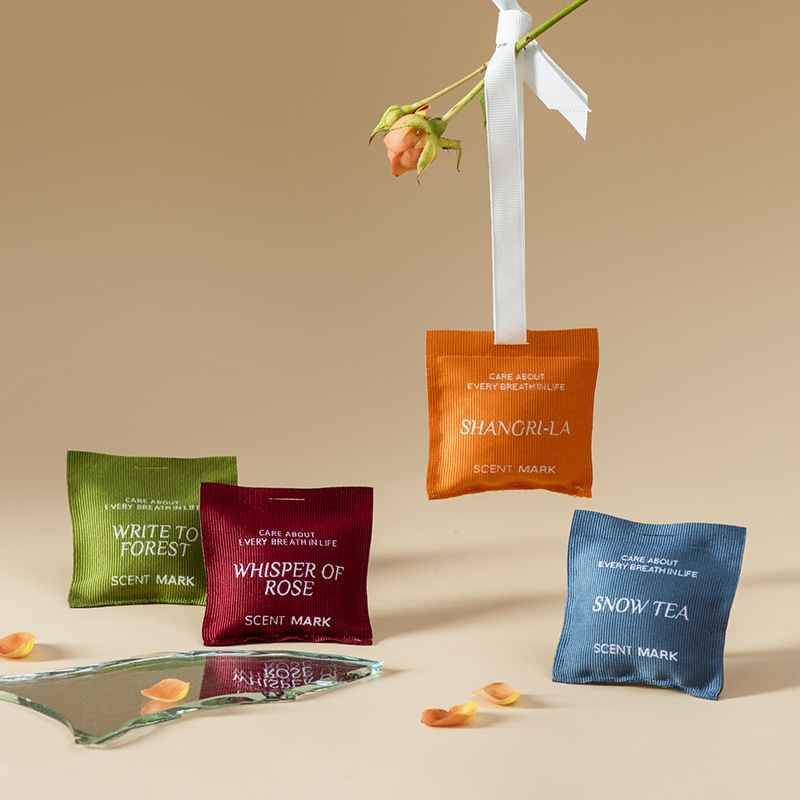 High Quality OEM Scented Bag with Hanging Ribbon and Outlet Clip for Car & Home