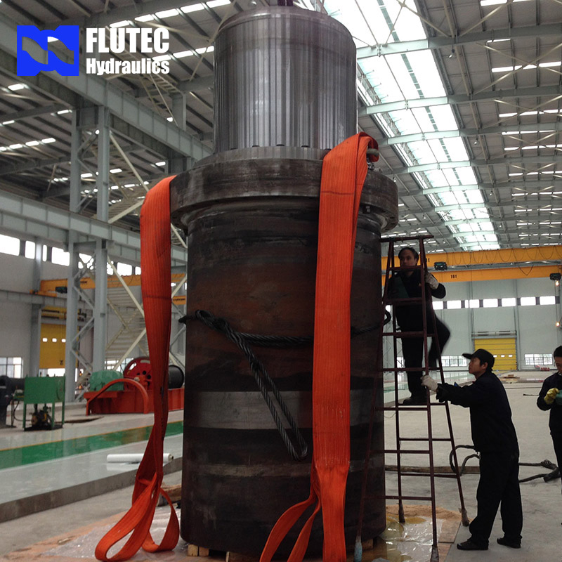 Гидравлический цилиндр 2000т, большой диаметр, до 2500мм