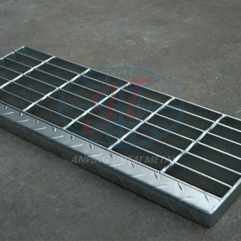 Building Construction Site Steel Grating Corrosion-Resistant Stair Tread Steel Grating