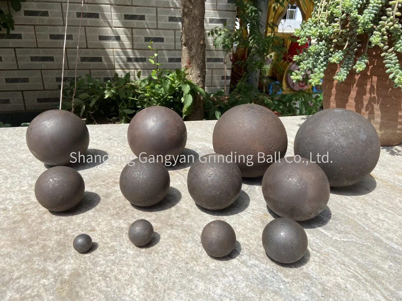 130mm140mm Grinding Steel Ball Bolas De Acero Casting Steel Ball Bola De Molino Hot Rolled Forged Steel Ball Bearing Grinding Ball Grinding Media for Ball Mill