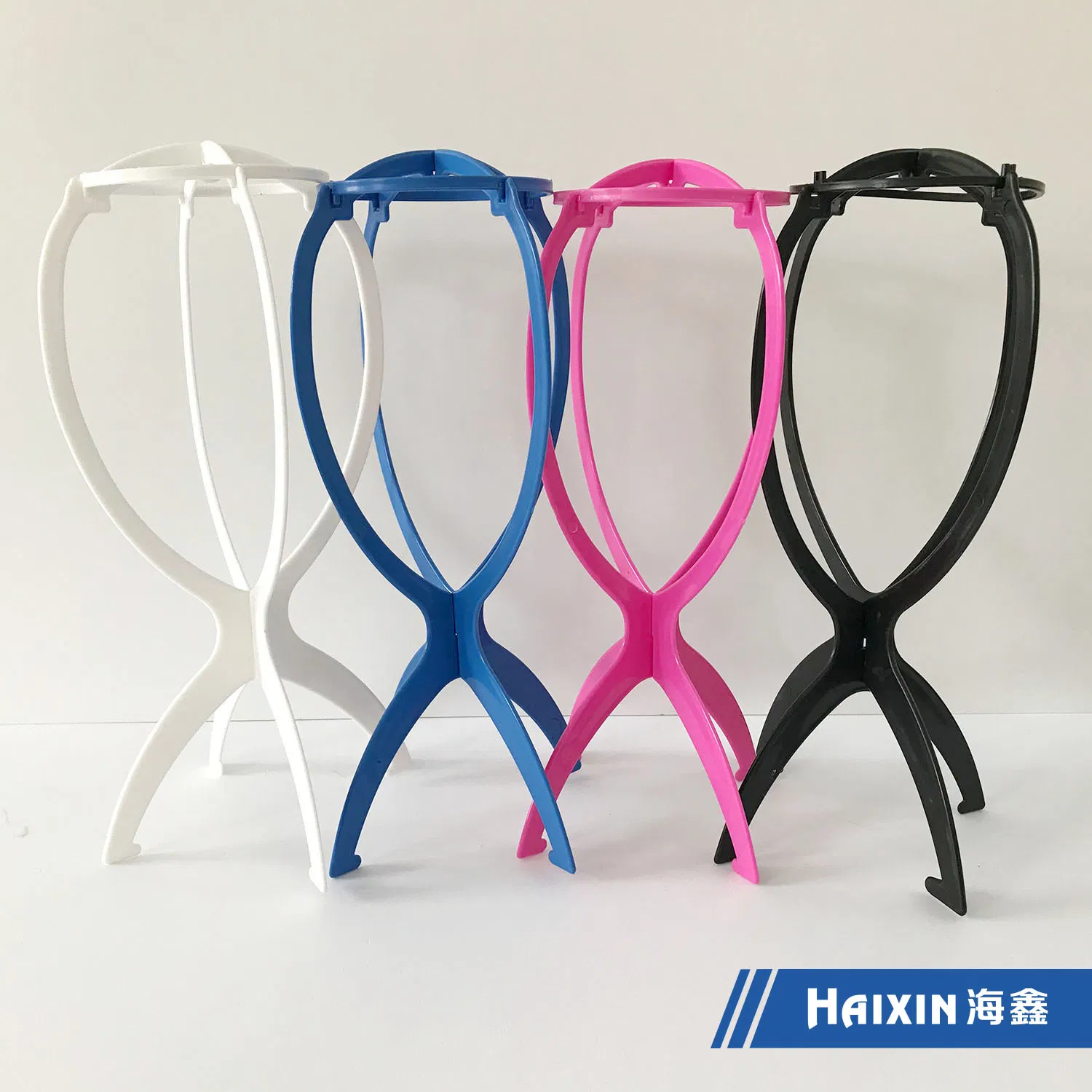 Качественная пластиковая подставка для парика