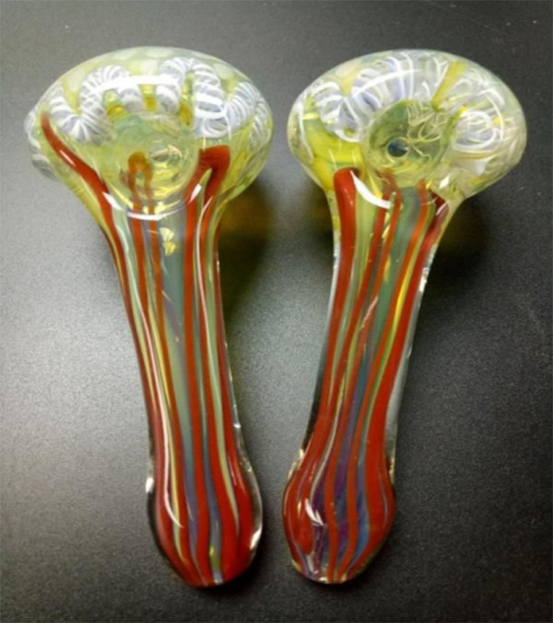 Colored Glass Oil Burner Sweet Puff Smoking Pipe Hand Water Pipe