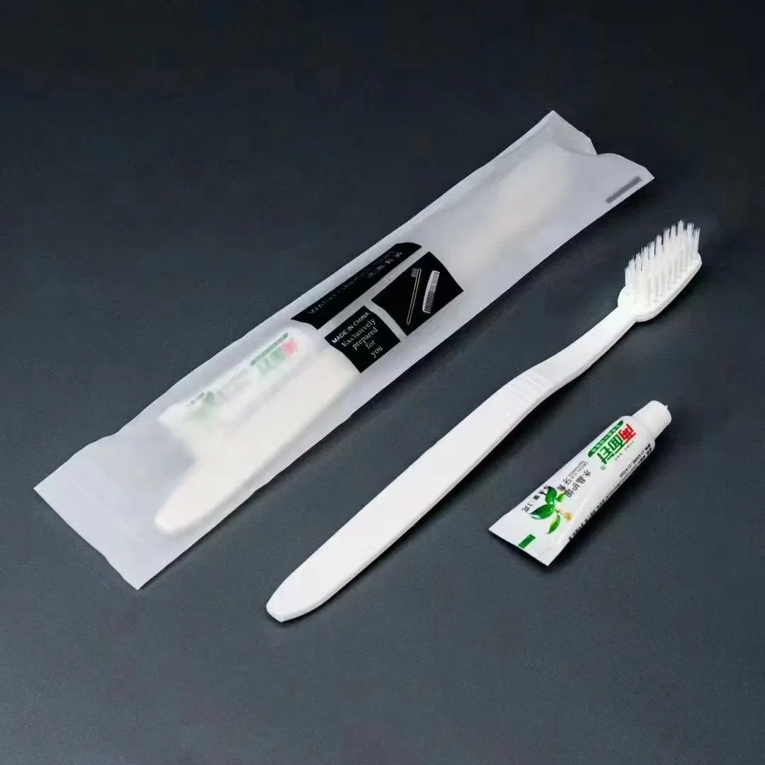 Disposable Toothbrush with Hotel Amenities for Guest Room Using