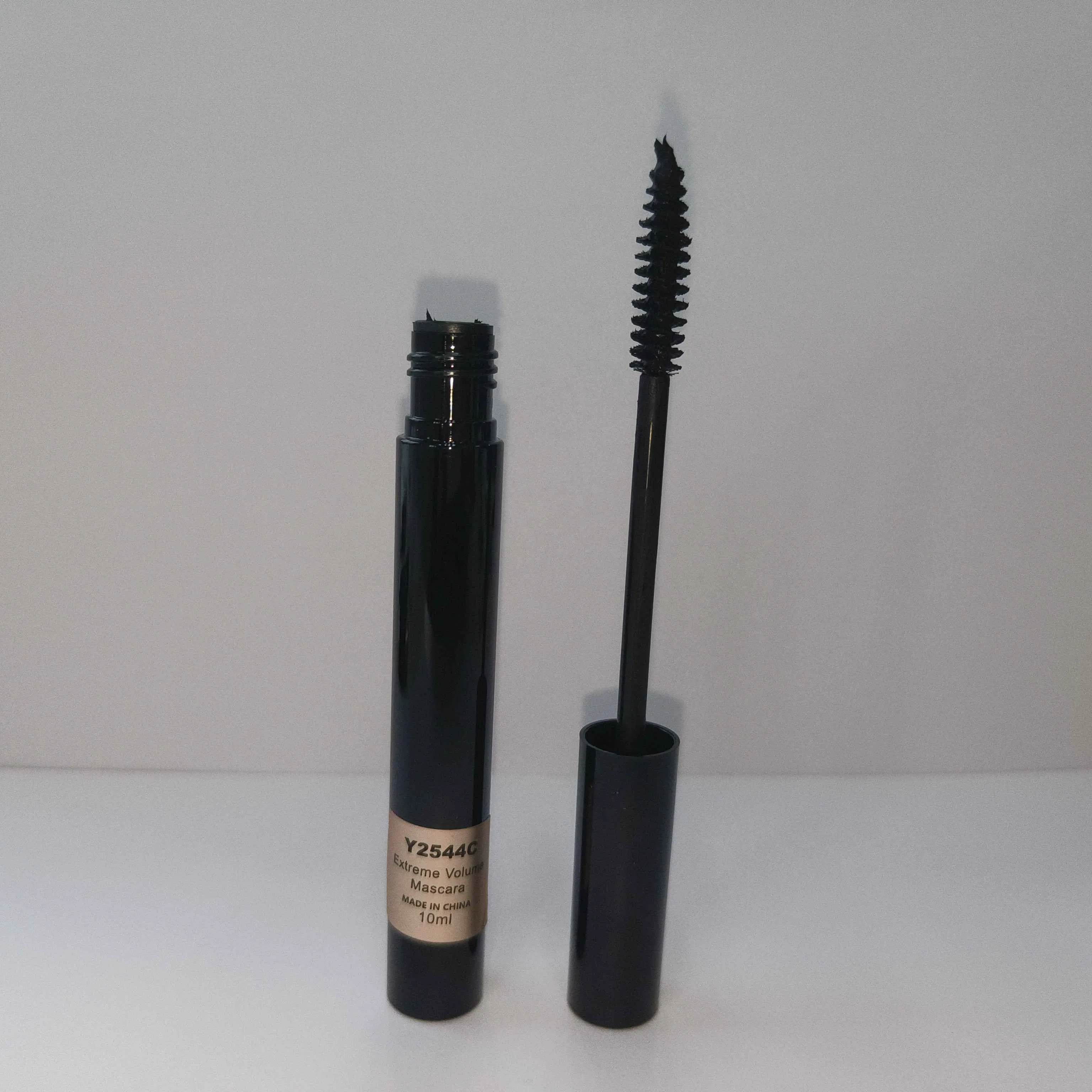 Ultimate Volume and Length Mascara for Gorgeous Lashes