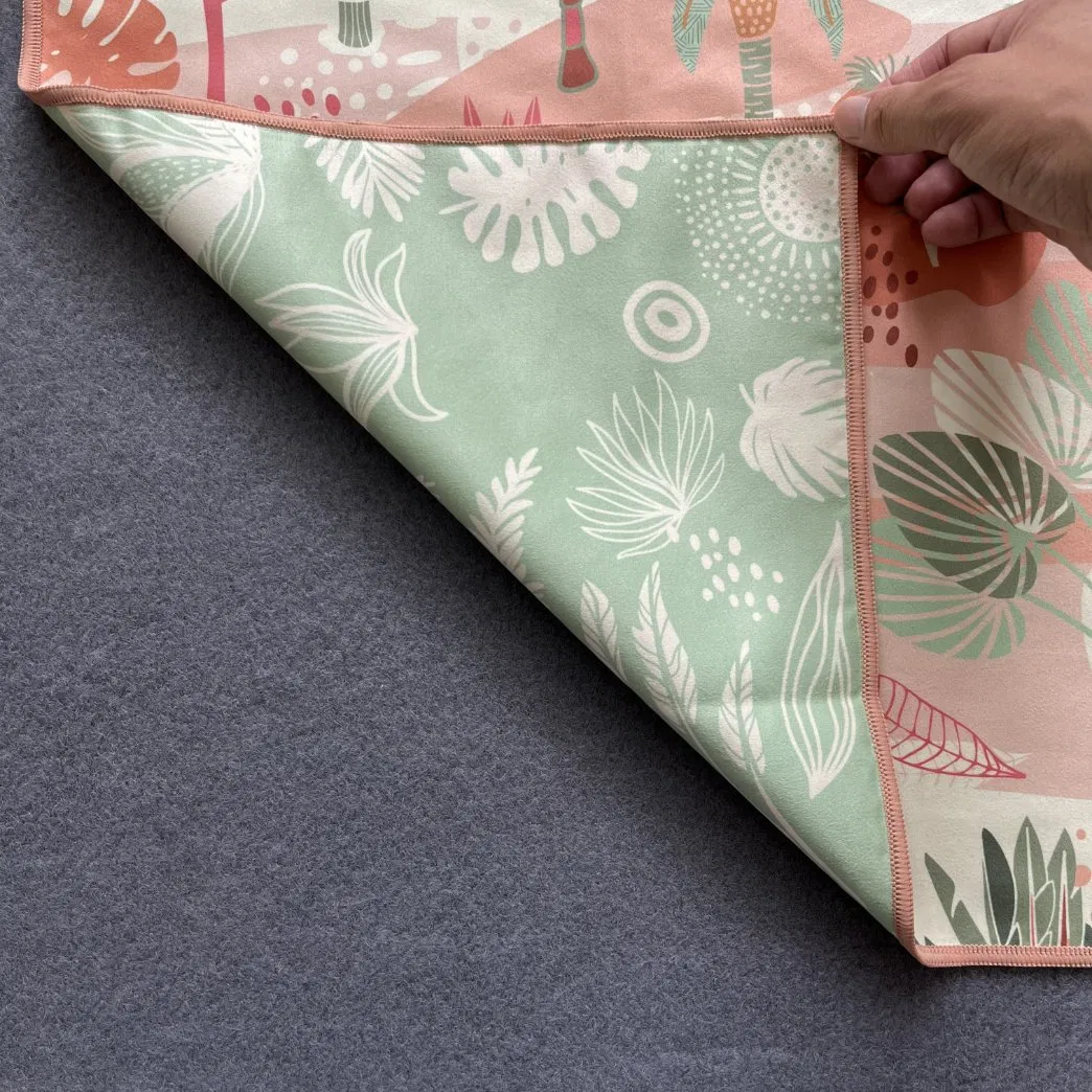 Custom Microfiber Beach Towel with Quick Dry Sandproof Design