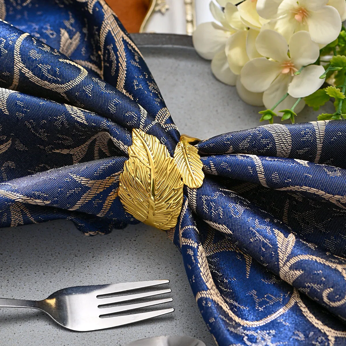Leaf Metal Electroplated Napkin Ring Gold Napkin Buckle Table Decorations