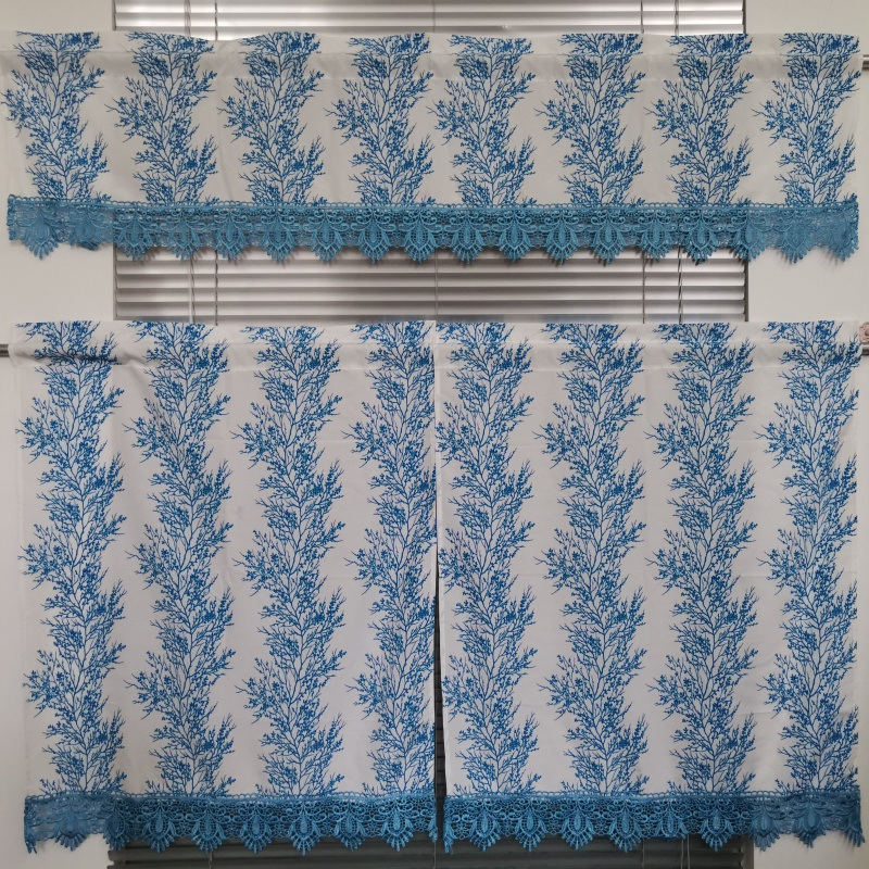 Digital Printed Polyester Kitchen Curtain Valance and Tiers Set 3 Pieces Window Curtain Set with Pink Cut - out Lace