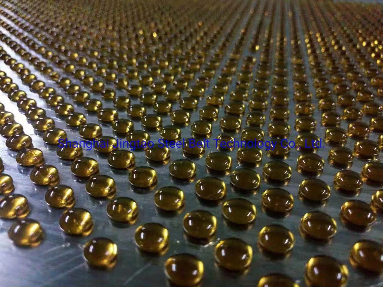 Phenolic Resin Pastillator Granule Hemispherical Shape China Manufacturer
