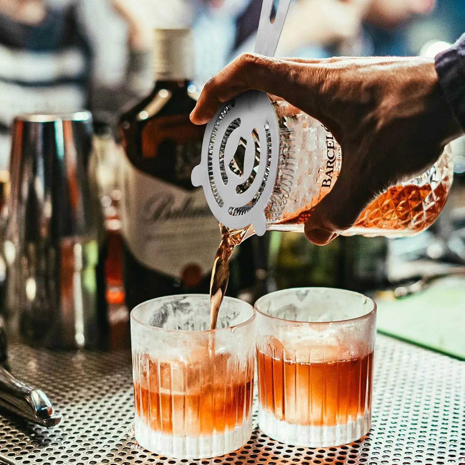 Cocktail Strainer Bar Tools Bar Strainer with High Density Spring, Stainless Steel Bartender Accessories for Filtering Cocktail Drink, Professional Bartending