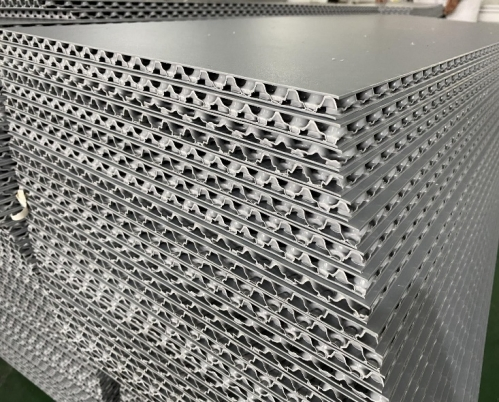 Recycled Triplex Three Layers Sandwich Composite Polypropylene PP Bubble Guard Honeycomb Core Panels for Plastic Packaging Board