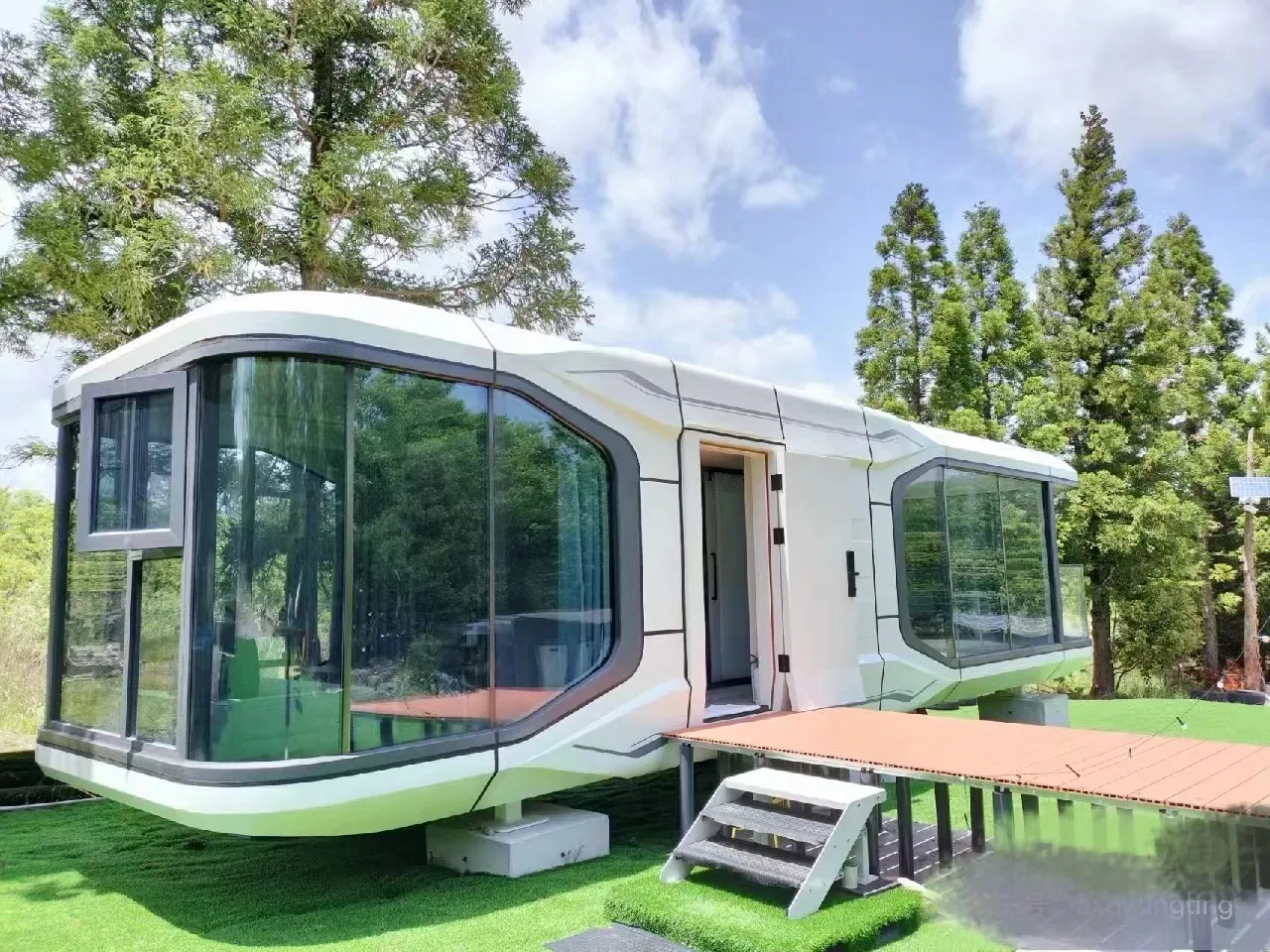 Mobile Cabin Pod Ready Made Steel Design Modular Portable Living Capsule House