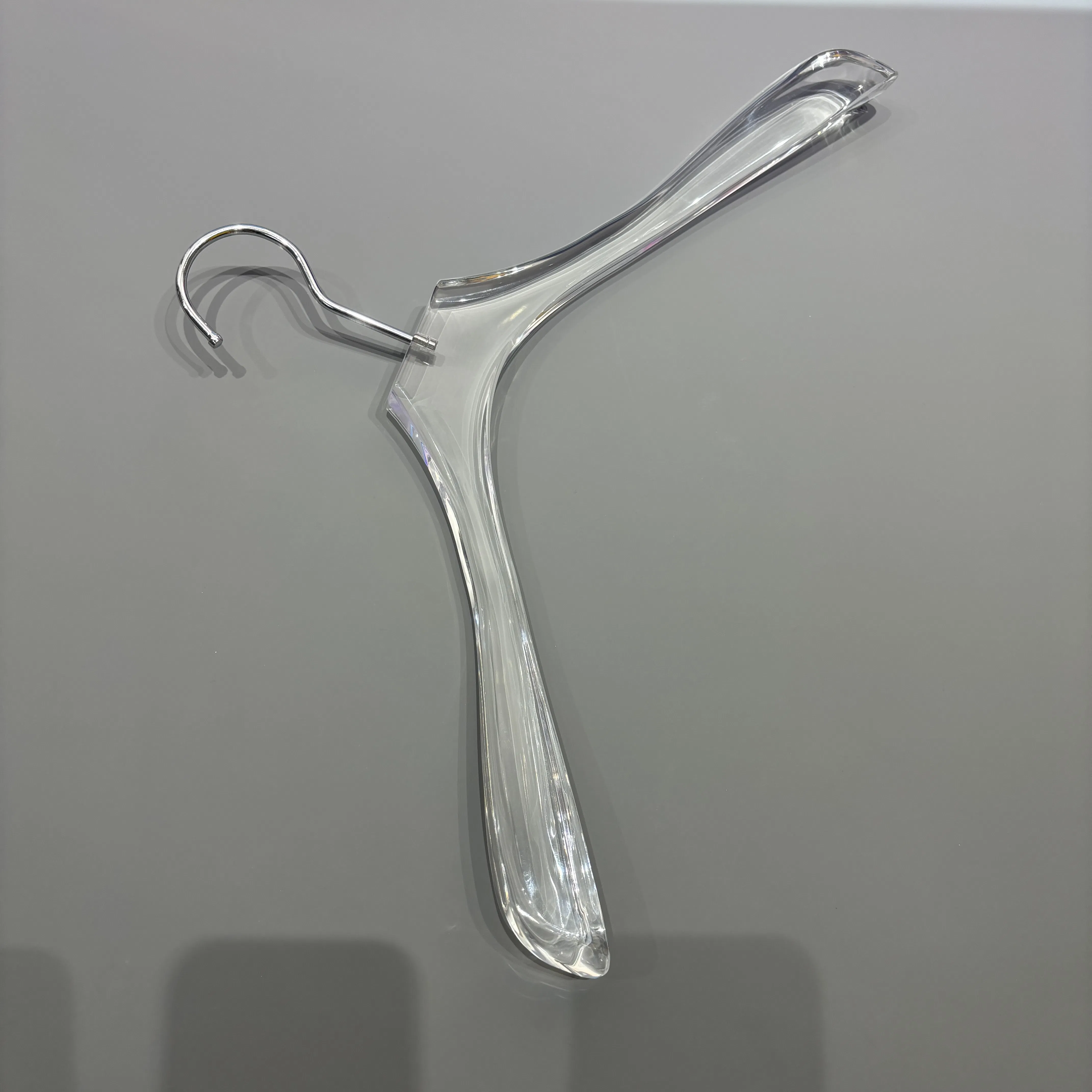 High-Quality Injection Molded Hanger Supplier