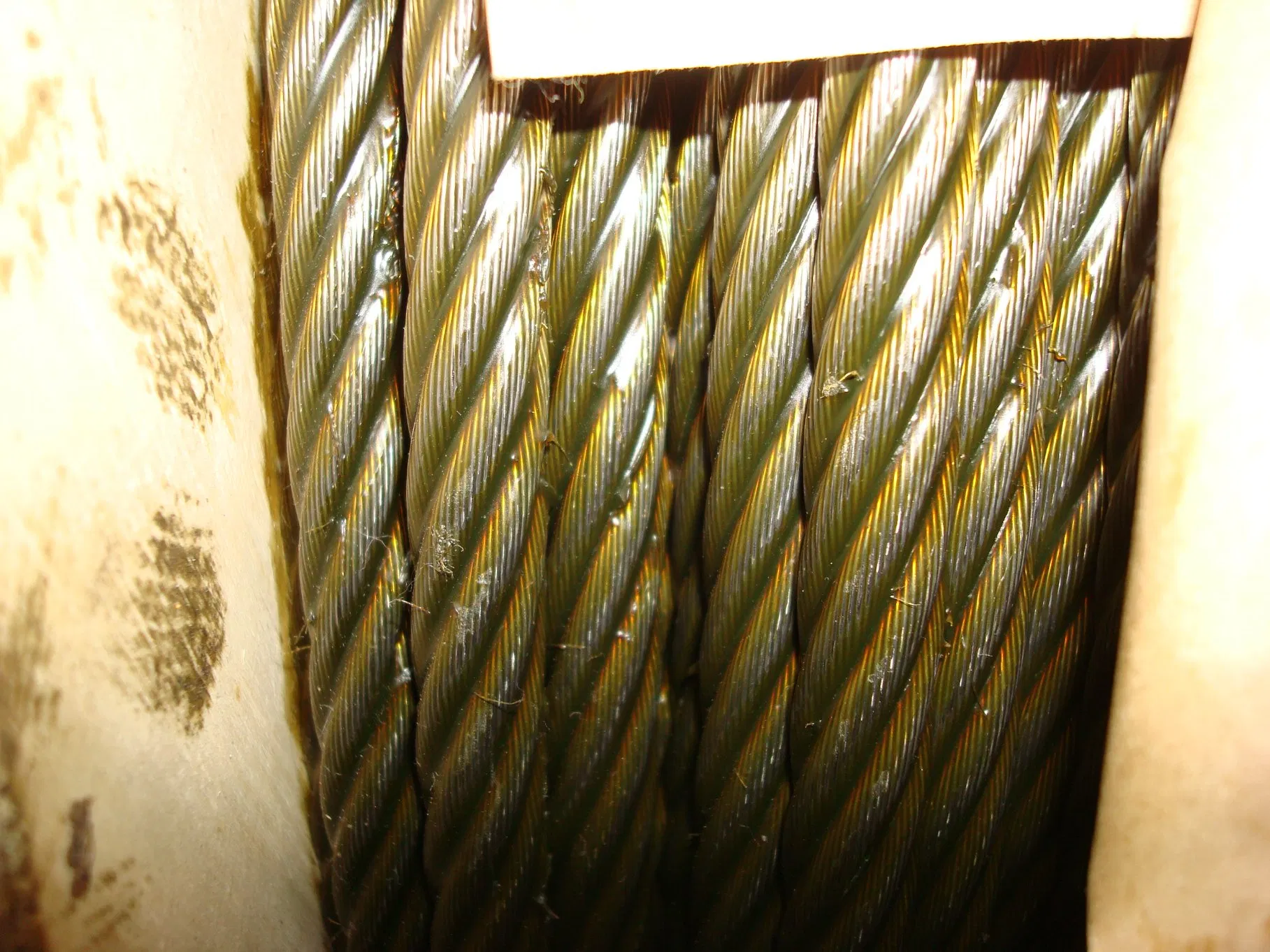 Стальной канат 1770 МПа для тяжелых условий