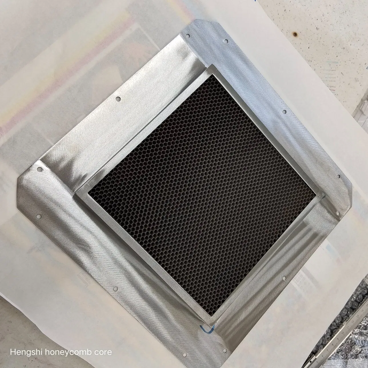 Factory Price Honeycomb Wave Guide Vent for EMC EMI and Fr Mir