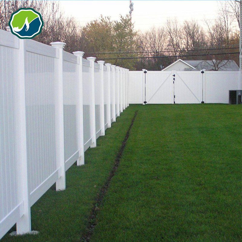 Vinyl Plastic Privacy Fencing for Garden