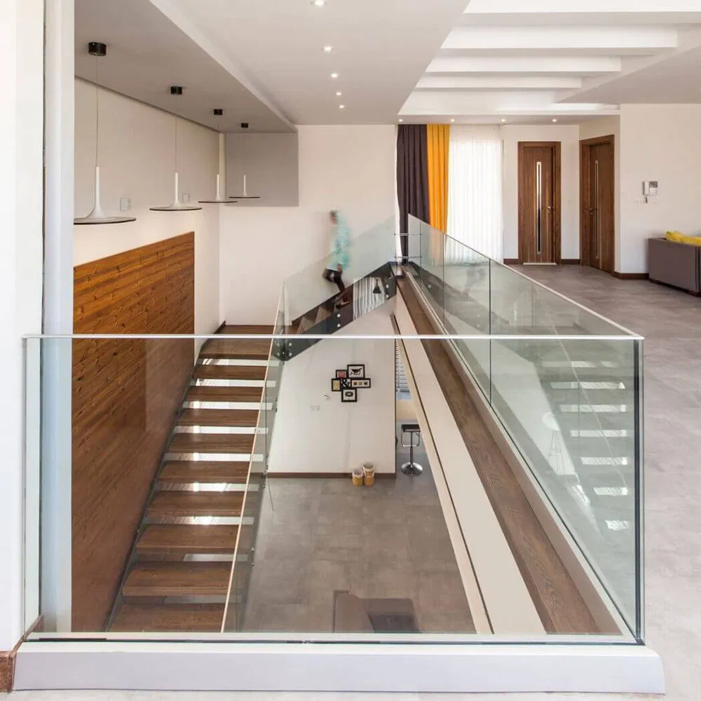 Frameless U Channel Glass Railing with Aluminum Profile