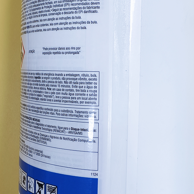 High Quality Roll Adhesive Label Sticker for Agrochemical Pesticide Industry with Multi Lyer Pages Printing